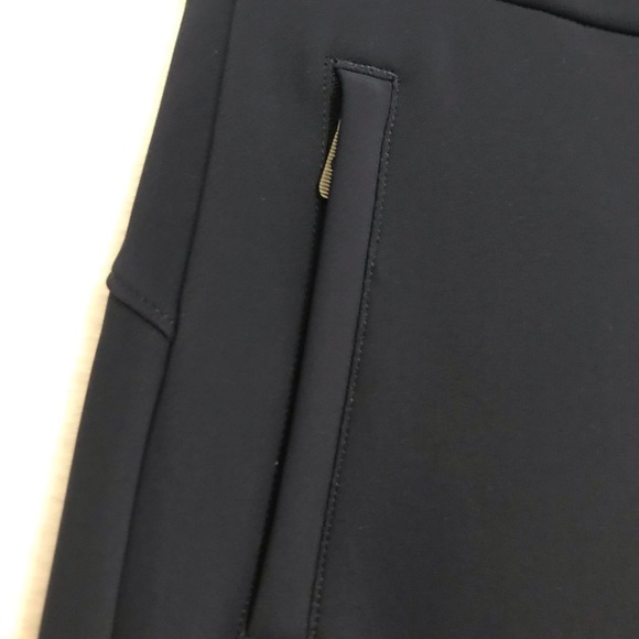Lululemon blue On The Move Pant True Navy size 2 - Picture 3 of 12